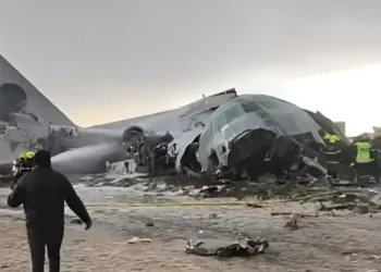 Conmoción mundial: Tragedia aérea en Bolivia deja 15 muertos tras caer un avión sobre una avenida