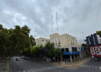 Sábado de «respiro» en San Juan: tras el calor sorpresivo del viernes, la temperatura baja y el cielo se nubla