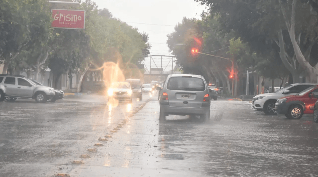 Alerta Amarilla en San Juan: se esperan tormentas fuertes, ráfagas de viento Sur y un marcado descenso de la temperatura