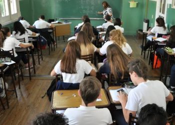 Educación: Todo lo que tenés que saber sobre la reubicación de estudiantes secundarios en el Centro de Convenciones.