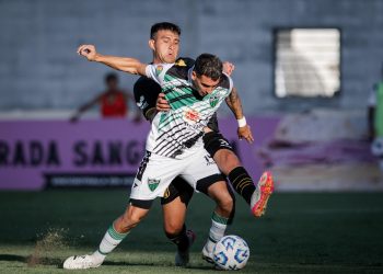 FUTBOL: ¡SAN MARTIN BUSCA SEGUIR DE RACHA EN EZEIZA!