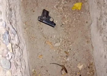 Hallazgo policial en el Barrio San Lorenzo: Secuestran un arma de fuego abandonada