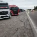 Corte parcial en el cruce de Rutas 7 y 40: camioneros reclaman por el aumento de combustibles
