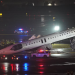 Desastre en el aeropuerto LaGuardia: Un avión chocó contra un camión de bomberos y hay dos muertos