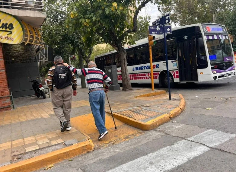 San Juan prorroga la vigencia de los pases de transporte para personas con discapacidad