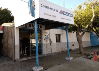 Violento asalto en Santa Lucía: un penitenciario se resistió a los «motochorros» y terminó en el hospital