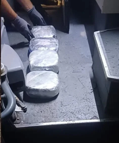 Golpe al narcotráfico: Incautan más de 4 kilos de marihuana en un ómnibus de larga distancia