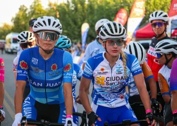 Santa Lucía vibró con el inicio de la Vuelta a San Juan Damas 2026: Agostina Fagnani se quedó con el prólogo