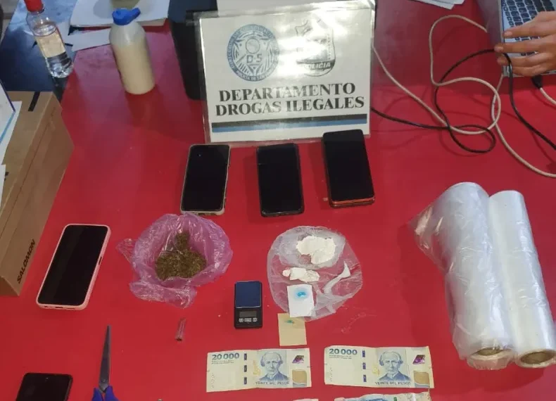 Detuvieron a una pareja tras un allanamiento por venta de estupefacientes en La Bebida
