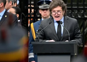 El Presidente anticipó un reconocimiento especial para los veteranos de Malvinas y prometió mejores salarios para las Fuerzas