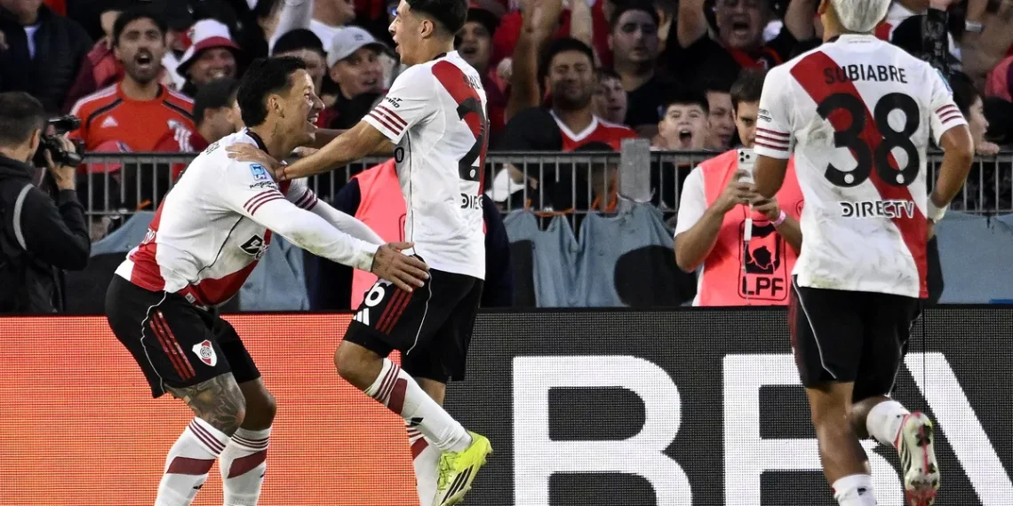 River fue una aplanadora en el Monumental y goleó a Belgrano para prenderse arriba