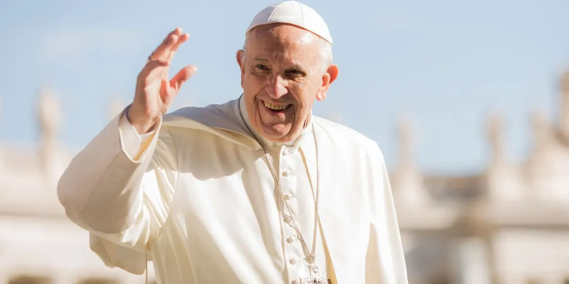 Rawson inaugura el monumento al Papa Francisco y nombra su parque nacional en su honor