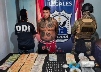 Chimbas: Cayó el “Callejero Fino” y su pareja con un arsenal de drogas