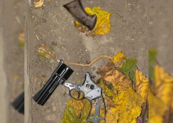Persecución de película: robaron a punta de pistola, chocaron y terminaron en el canal
