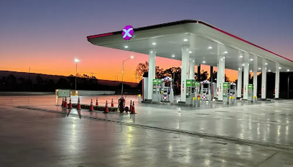 Escándalo en una estación de servicio: detuvieron a un empleado por una estafa millonaria