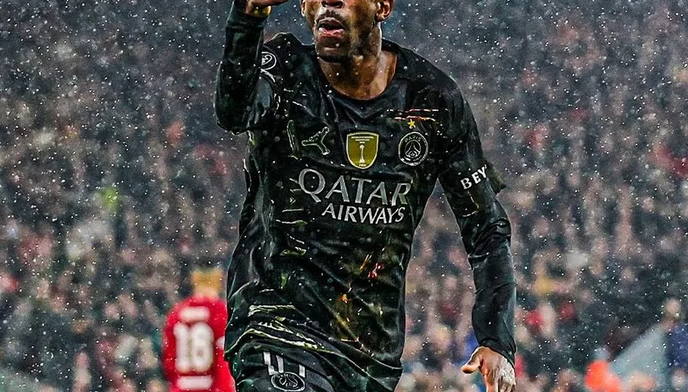 Paliza en Anfield: el PSG de Dembélé borró al Liverpool y ya está en semis de Champions