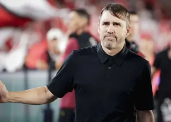 Blindaje internacional: Coudet definió la nómina de 50 futbolistas para el asalto a la Copa Sudamericana