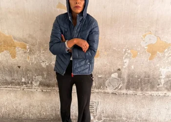 Sentencia de prisión efectiva para una mujer tras un incidente con un trabajador del volante