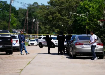 Horror en Luisiana: un hombre asesinó a balazos a sus 7 hijos mientras dormían y a su sobrino