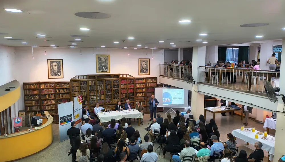 San Juan potencia su perfil exportador: 98 profesionales se graduaron en comercio exterior
