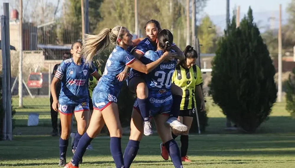 Fútbol femenino: se definen los liderazgos en el Torneo ADEPU tras una jornada vibrante