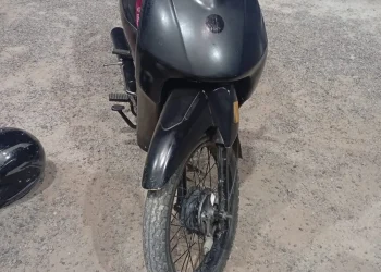 Lo descubrieron con una moto robada en pleno operativo policial en Rawson