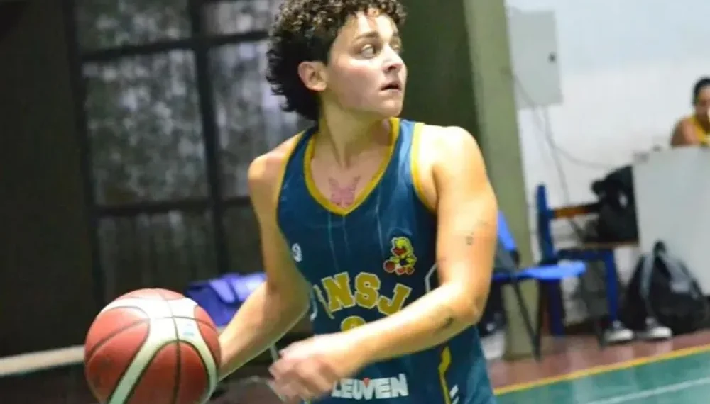Superioridad total de «La U»: Goleada histórica ante Godoy Cruz en el básquet mendocino