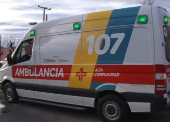 Siniestro vial en Albardón: un conductor hospitalizado tras esquivar un caballo