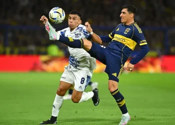 Duelo de realidades en Córdoba: Boca visita a Talleres con la obligación de sumar en el Kempes