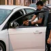 Persecución, violencia y droga: un joven embistió a dos policías y enfrenta tres causas penales