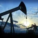 Escalada histórica: El barril de petróleo rompe el techo de los 122 dólares por primera vez desde 2022.