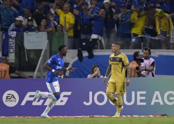 Boca pagó caro su falta de temple y perdió en Brasil