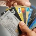 Menos cepo cambiario: eliminan una restricción clave para el uso de tarjetas de crédito en el exterior