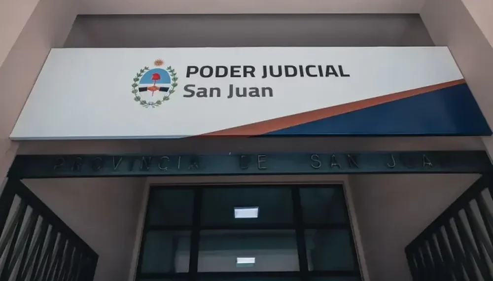 Le robó a una mujer en el colectivo, la víctima lo persiguió y terminó detenido