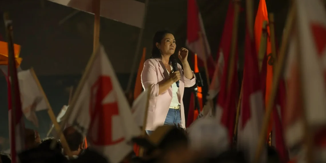 Elecciones en Perú: Keiko Fujimori y el izquierdista Roberto Sánchez van al balotaje tras un escrutinio cargado de denuncias