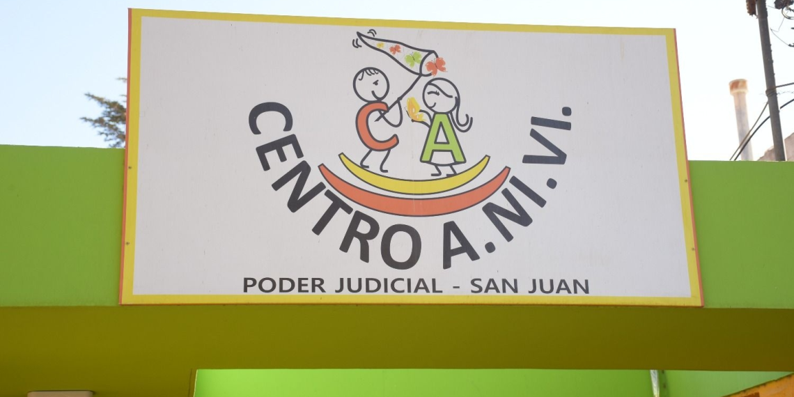 Investigan a un hombre por abusar y embarazar a su hijastra en San Juan