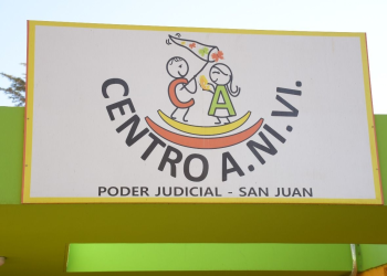Investigan a un hombre por abusar y embarazar a su hijastra en San Juan