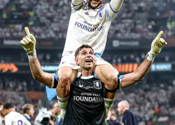 El Aston Villa del Dibu Martínez y Emiliano Buendía es campeón de la Europa League