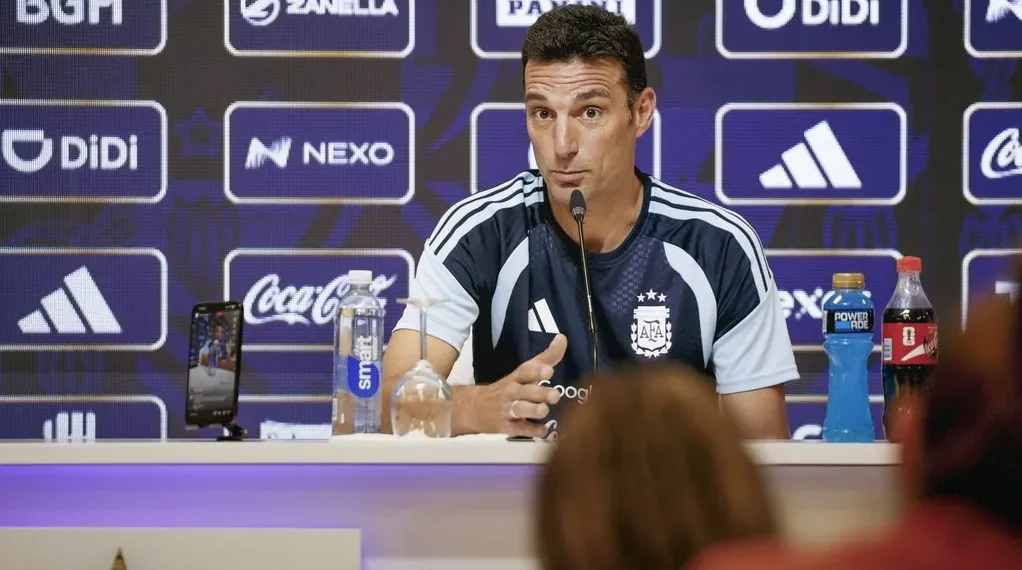 La otra convocatoria de Argentina: los seis jugadores que sumará Scaloni a la gira previa del Mundial