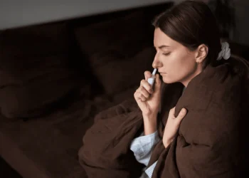 El spray nasal podría usarse para prevenir el contagio. Foto: Agencia NA (Magnific)