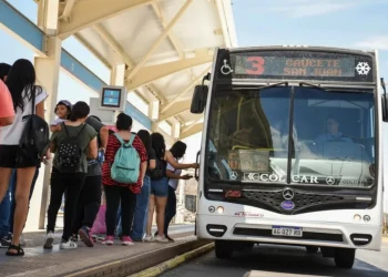 Se levantó el paro y este viernes habrá colectivos con normalidad