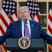 Trump rompe el silencio y confirma negociaciones con una Cuba «en quiebra»