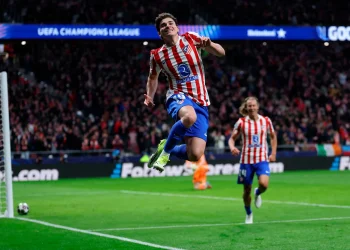 Julián Álvarez en la mira del PSG: una oferta histórica que sacude el mercado europeo