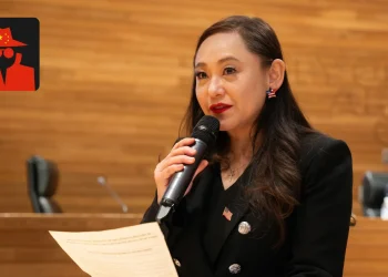 Escándalo en EE.UU.: renunció una alcaldesa de California tras confesar que operaba para el régimen chino