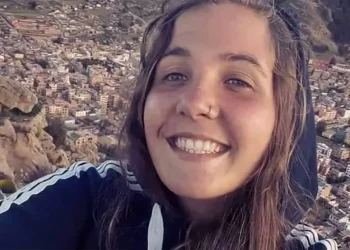 Fallo inédito en Argentina: la Justicia de Córdoba atribuyó la muerte de una joven a un efecto adverso de la vacuna Sputnik V
