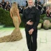 El arte de envejecer: Bad Bunny sacude la Met Gala 2026 con un potente manifiesto visual