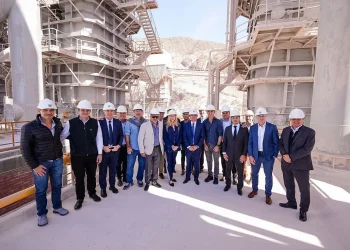Karina Milei recorrió una calera en Sarmiento: Innovación y sustentabilidad en el Día de la Minería