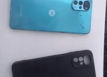 Dos detenidos tras arrebatarle el celular a una adolescente en Chimbas