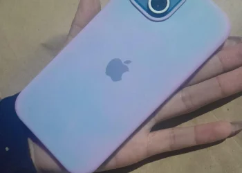 Violento robo en Rawson: armado con una punta, le quitó el celular a una menor e intentó refugiarse en una casa