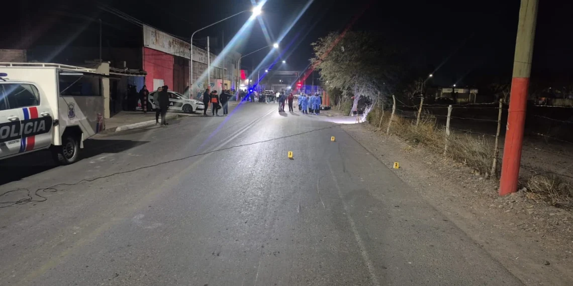Tragedia en Chimbas: Identificaron al motociclista que chocó contra otra moto, golpeó un árbol y murió en Chimbas
